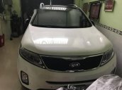 Bán xe Kia Sorento đời 2015, màu trắng còn mới