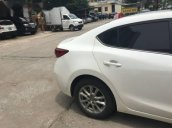 Cần bán Mazda 3 năm 2015, màu trắng