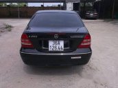 Cần bán Mercedes C200 sản xuất 2002, màu đen số sàn