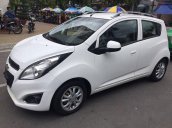 Bán xe cũ Chevrolet Spark đời 2014, màu trắng