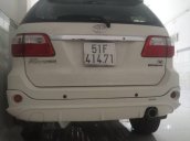 Cần bán xe Toyota Fortuner đời 2011, màu trắng