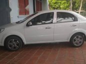 Cần bán Chevrolet Aveo đời 2017, màu trắng, 430 triệu