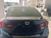 Cần bán Mazda 3 facelift đời 2017, màu xanh lam, 680tr