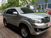 Bán xe Fortuner số tự động, 1 cầu, sx năm 2012