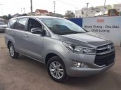 Bán xe Toyota Innova 2.0E đời 2017, màu xám, giá chỉ 753 triệu