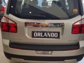 Bán Chevrolet Orlando 1.8 MT sản xuất 2017, màu bạc
