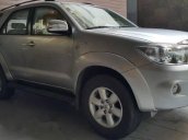 Cần bán xe Toyota Fortuner AT, đời 2010