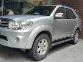 Cần bán xe Toyota Fortuner AT, đời 2010