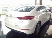 Bán xe Hyundai Elantra 1.6AT đời 2017, màu trắng, 625tr