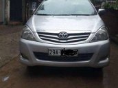 Chính chủ bán Toyota Innova MT đời 2009, màu bạc