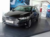 Cần bán xe Hyundai Elantra sản xuất 2017, màu đen, 575tr, giảm giá ưu đãi