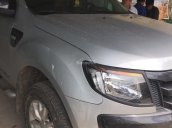 Bán ô tô Ford Ranger Wildtrak 3.2 đời 2015, màu bạc, nhập khẩu