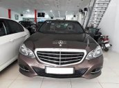 Bán lại xe Mercedes E200 đời 2014, màu nâu