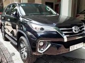 Cần bán lại xe Toyota Fortuner 2.7V 4X2 AT sản xuất 2016, màu đen, nhập khẩu số tự động