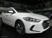 Giá xe Hyundai Elantra bản 1.6 AT màu trắng, xe mới 100%, cam kết giá tốt nhất thị trường, LH Hương: 0902.608.293