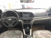 Giá xe Hyundai Elantra bản 1.6 AT màu trắng, xe mới 100%, cam kết giá tốt nhất thị trường, LH Hương: 0902.608.293