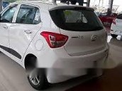 Bán Hyundai Grand i10 năm 2015, màu trắng chính chủ