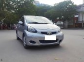 Cần bán lại xe Toyota Aygo đời 2011, màu bạc, nhập khẩu chính chủ, 350 triệu