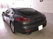 Cần bán gấp Porsche Panamera năm 2014, màu xám, xe nhập