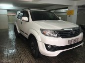 Cần bán Toyota Fortuner 4x4 TRD Sportivo đời 2015, màu trắng, tình trạng hoàn hảo, đầy đủ đồ chơi