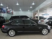 Cần bán xe Mercedes C250 đời 2011, màu đen