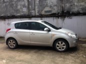 Cần bán xe Hyundai i20 1.4AT 2014 màu bạc nhập khẩu Ấn Độ