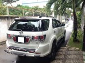 Bán xe Fortuner 2016 số sàn, máy dầu, màu trắng, full option, phiên bản cao cấp dáng thể thao