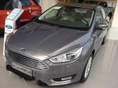 Cần bán Ford Focus Titanium sản xuất 2016 giá cạnh tranh