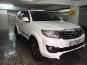 Cần bán xe Toyota Fortuner đời 2015, màu trắng chính chủ