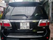 Cần bán Toyota Fortuner đời 2010, màu đen số tự động, giá tốt