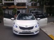 Cần bán gấp Kia K3 1.6AT năm 2014, màu trắng, giá 530tr