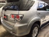 Bán Toyota Fortuner G đời 2013, màu bạc số sàn