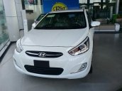 Bán xe Hyundai Accent đời 2017, màu trắng