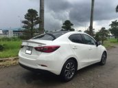 Cần bán Mazda 2 năm 2015, màu trắng, nhập khẩu Thái như mới