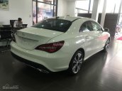 Cần bán Mercedes CLA200 đời 2018, màu trắng, nhập khẩu, mới 100%