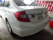 Bán Honda Civic năm 2016, màu trắng, đã đi 15000 km, giá chỉ 730 triệu