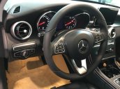 Bán ô tô Mercedes C200 phiên bản 2018, màu xanh lam