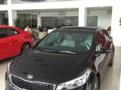 Bán xe Kia Cerato 2.0AT đời 2017, hỗ trợ trả góp 90%, vay thuế trước bạ, xe giao ngay, LH: 0935.777.369