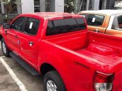 Bán xe Ford Ranger XLS 4x2AT đời 2017, màu đỏ 