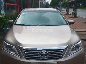 Cần bán lại xe Toyota Camry 2.0E đời 2013, 780tr