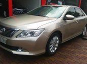 Cần bán lại xe Toyota Camry 2.0E đời 2013, 780tr