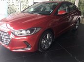 Cần bán xe Hyundai Elantra đời 2017, màu đỏ