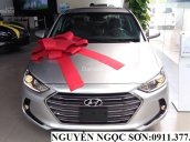 "Siêu khuyến mãi tháng 12" - Bán Hyundai Elantra Đà Nẵng giá rẻ, màu bạc, trả góp 90% xe, LH: Ngọc Sơn: 0911.377.773