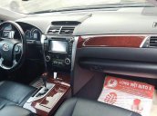 Bán Toyota Camry Q đời 2014, màu đen giá cạnh tranh