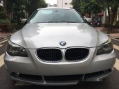 Xe BMW 5 Series 520i sản xuất 2004, màu bạc, nhập khẩu số sàn