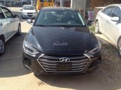 Giá xe Elantra bản 2.0 AT màu đen, ưu đãi lên đến 50 triệu. LH Hương: 0902.608.293