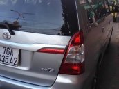 Bán ô tô Toyota Innova E 2015, màu bạc