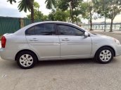 Xe Hyundai Verna 1.6 MT 2009, màu bạc, nhập khẩu