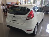 Cần bán xe Ford Fiesta năm 2017, màu trắng