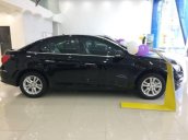 Cần bán Chevrolet Cruze năm 2017, màu đen